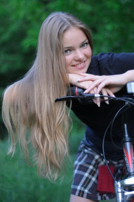 Bridgit A in Tour Erotic Beauty