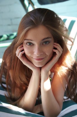 Belle in Altalena Errotica Archives
