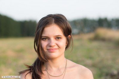 Pola 3 Goddess Nudes